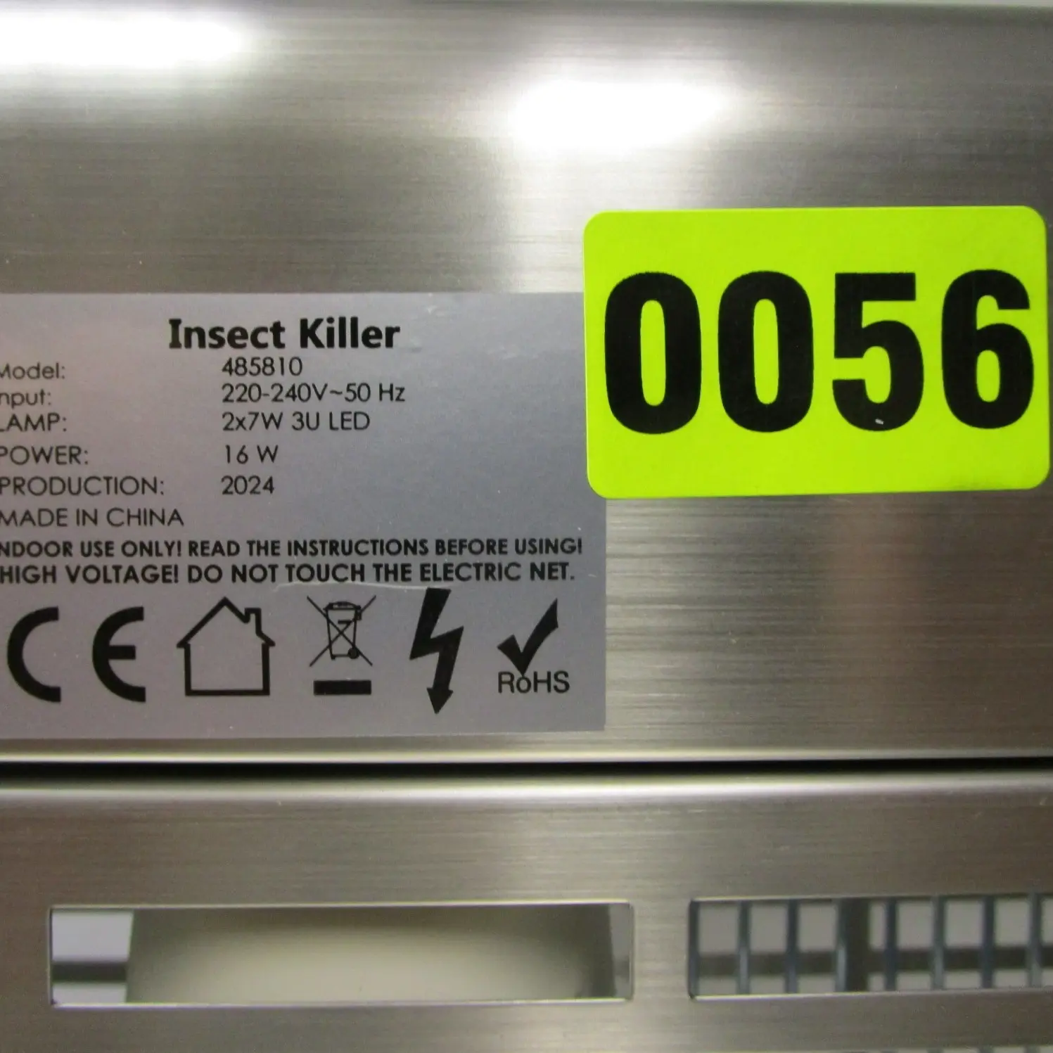 Electric insect killer with LED lamps, 2x 8 W, coverage 100 m² - DAMAGED