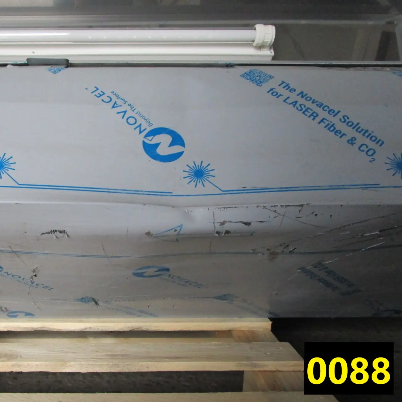 Wall-mounted hood Snack version with motor, lighting and speed governor, 2400x1100 mm - DAMAGED