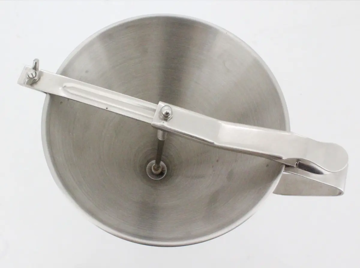 BATTER DISPENSER 1.6L INCL DOSING BUTTON