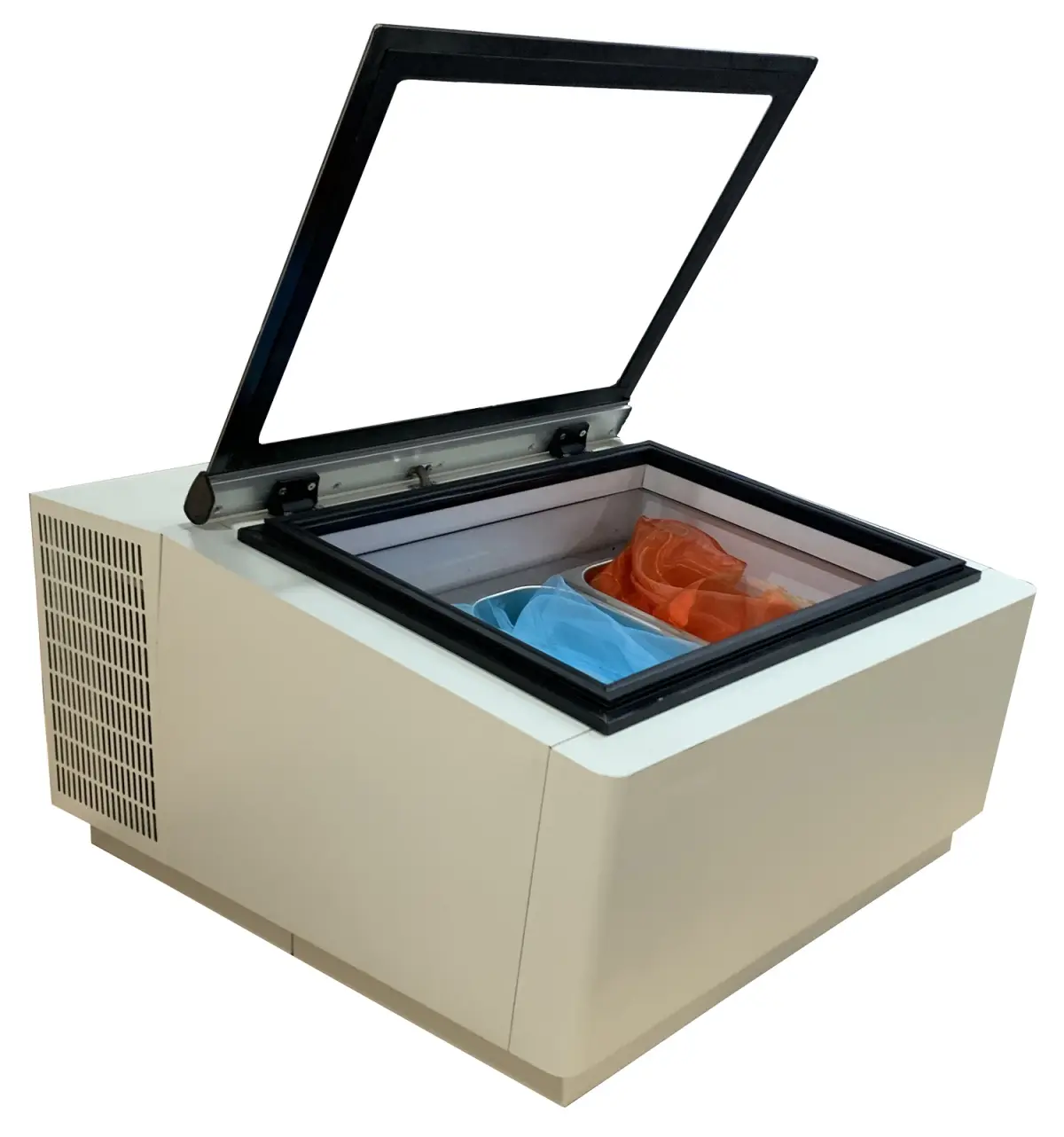 COUNTERTOP MODEL ICE CREAM DISPLAY WHITE  OPENS ON THE CUSTOMER SIDE