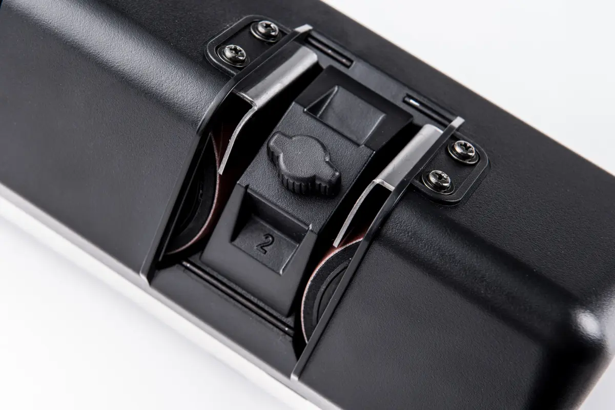 ELECTRIC KNIFE SHARPENER