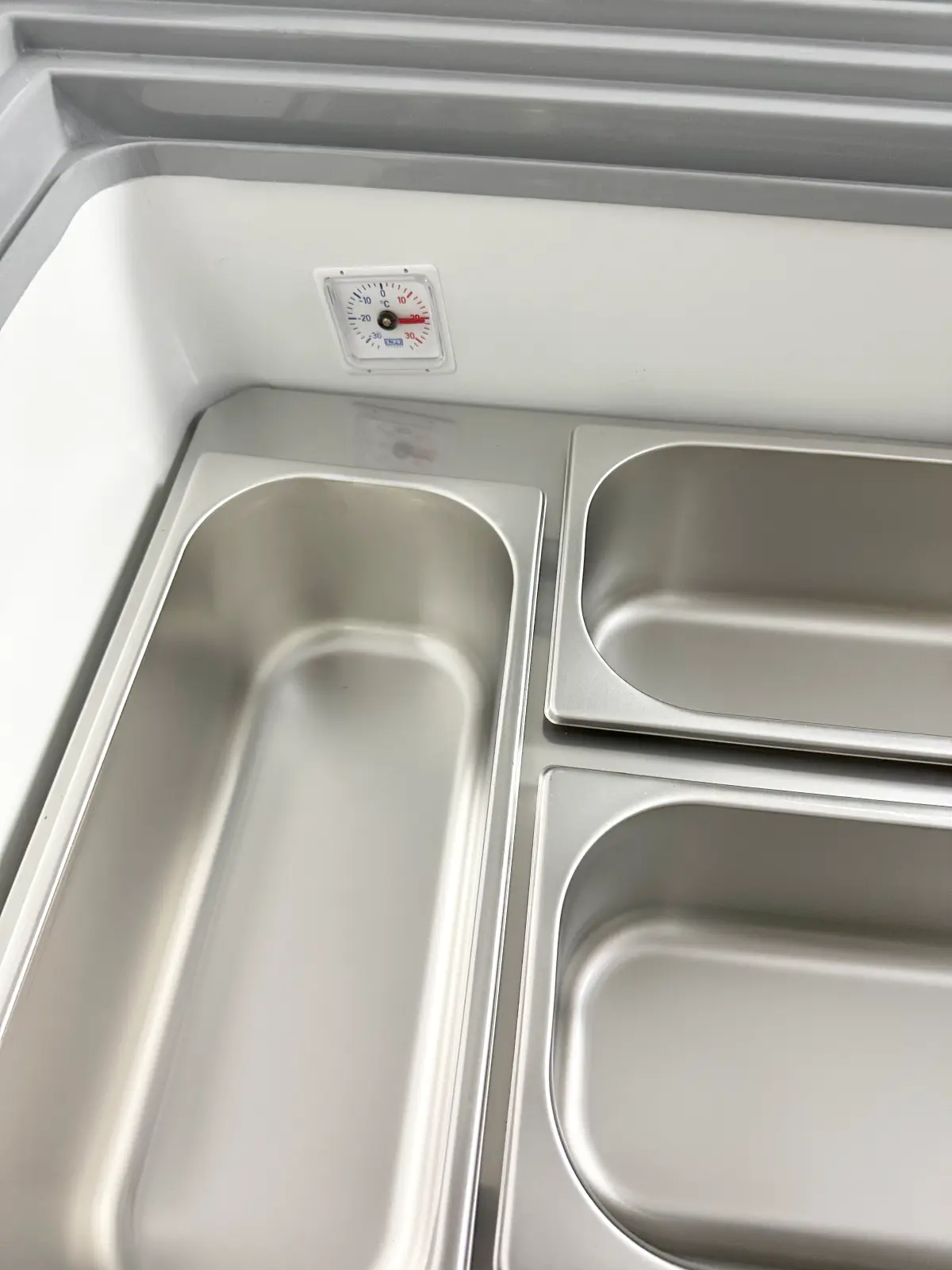 COMBISTEEL JAVA 8 FLAVOUR ICE CREAM DISPLAY 119x73x123