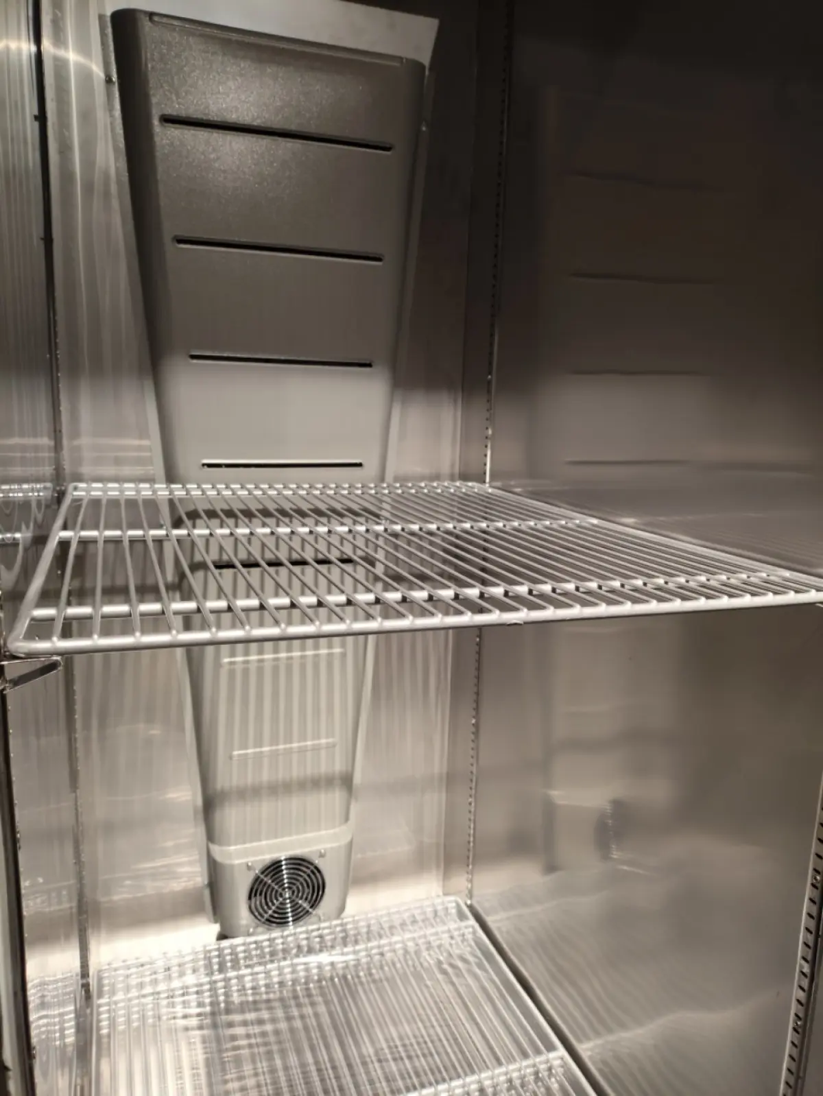 COMBISTEEL UPRIGHT ICE CREAM STORAGE FREEZER - 67X90X202CM
