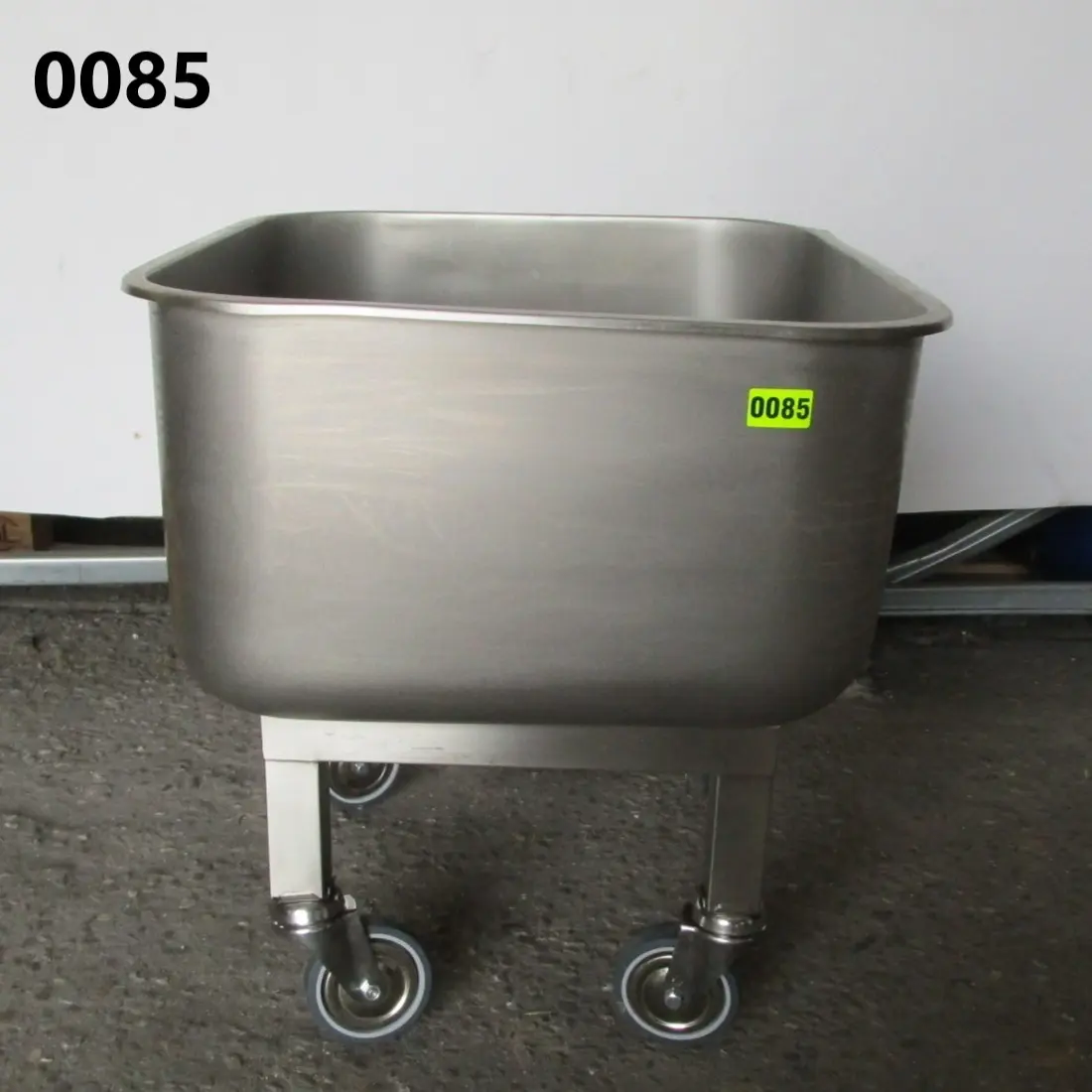 Washing trolley with drain tap, 80 litres - DAMAGED