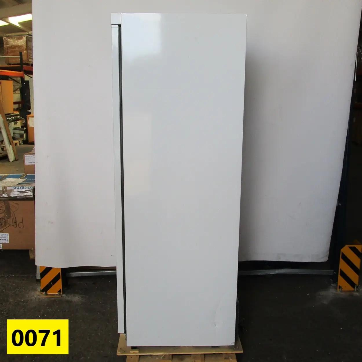 Refrigerator cabinet 600 litres in ABS, GN 2/1, +2°/+10°C - DAMAGED