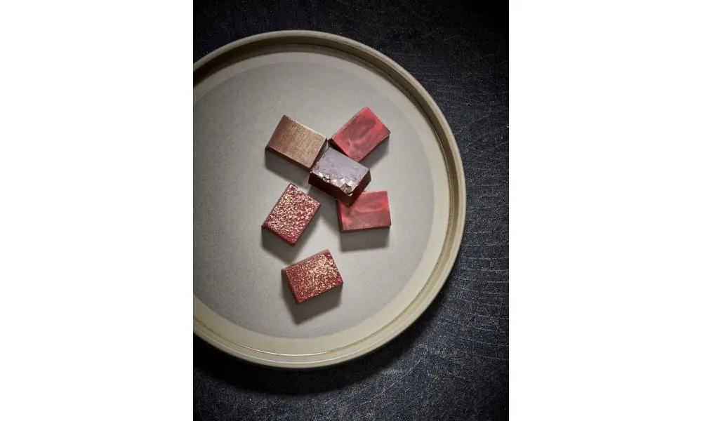 Plate 28xH1,5cm brown Structo