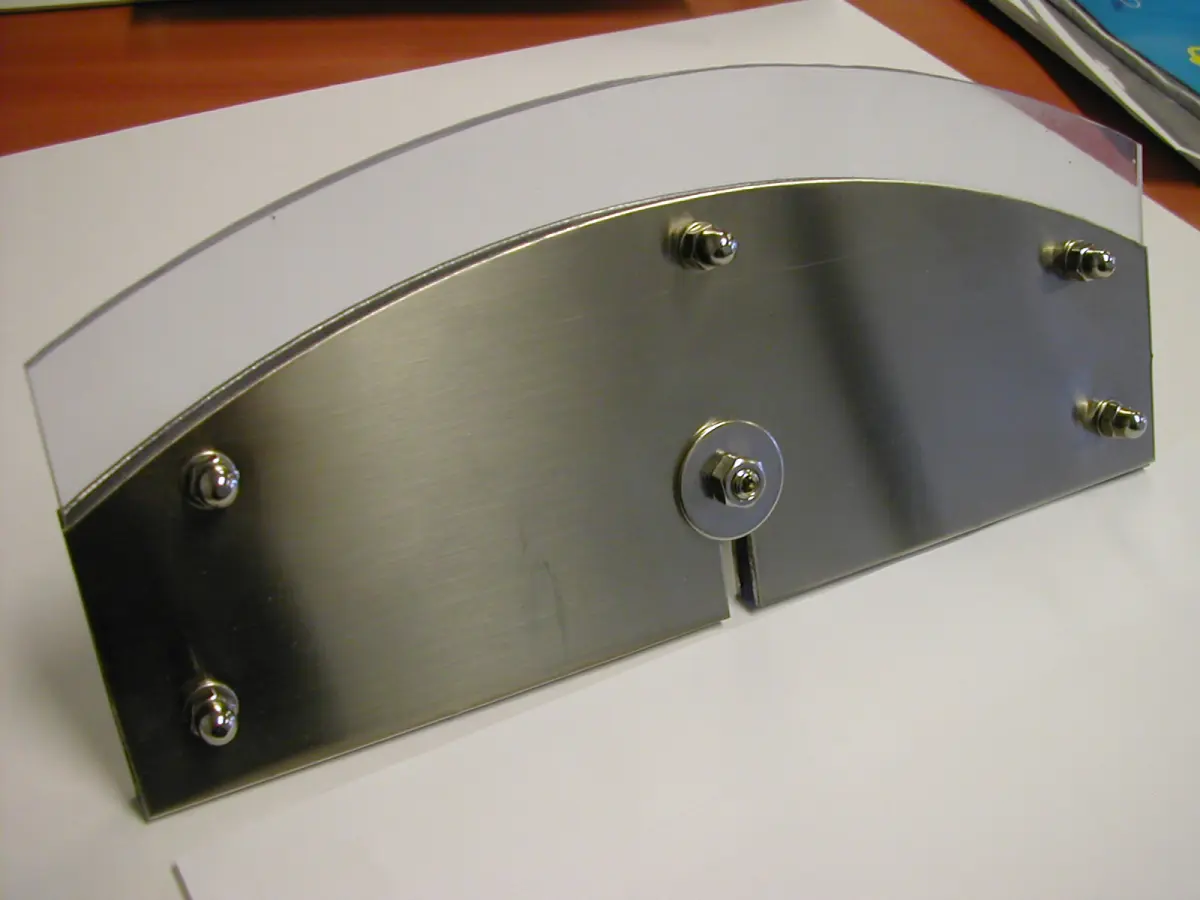 PLATE SCRAPER