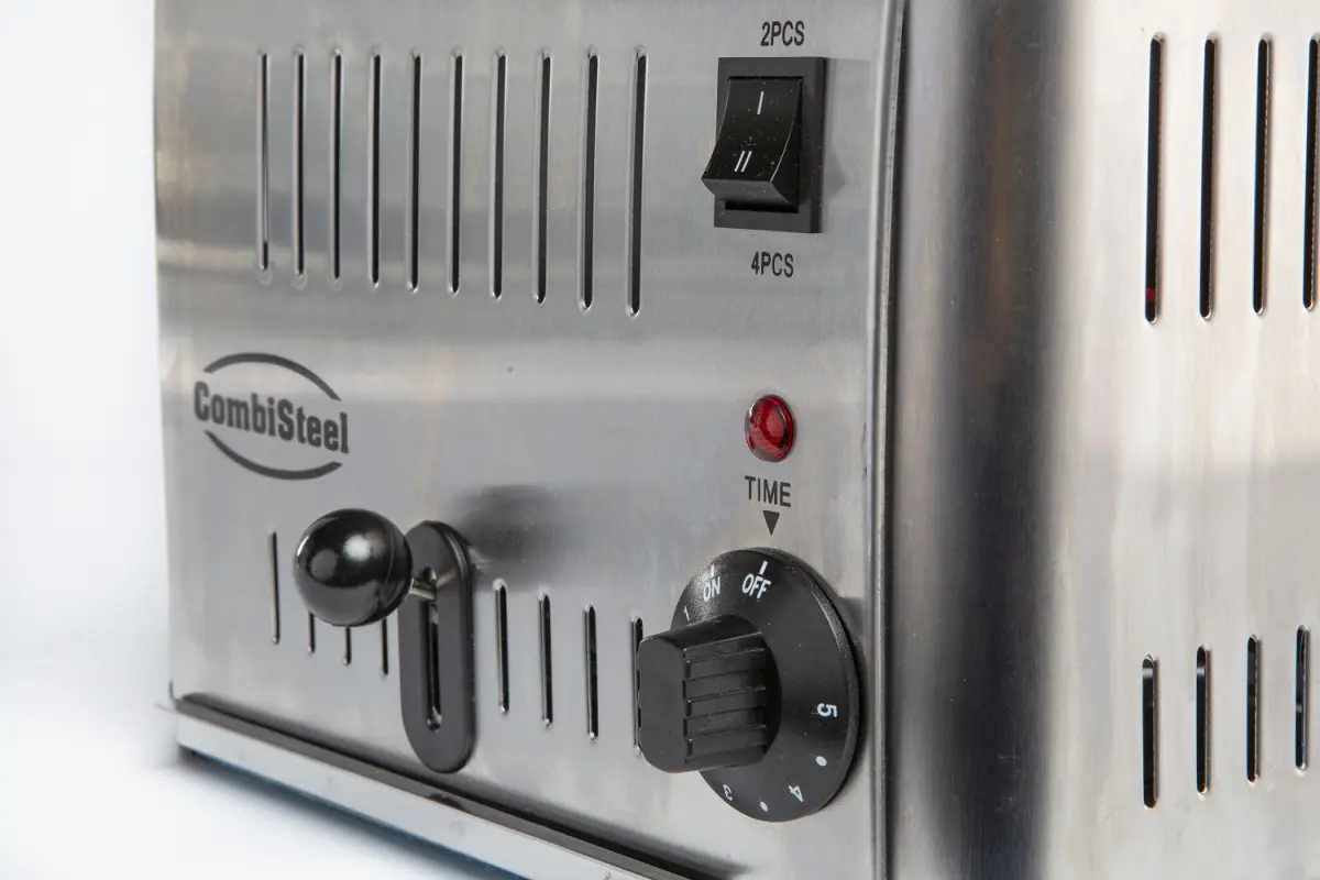 TOASTER 4