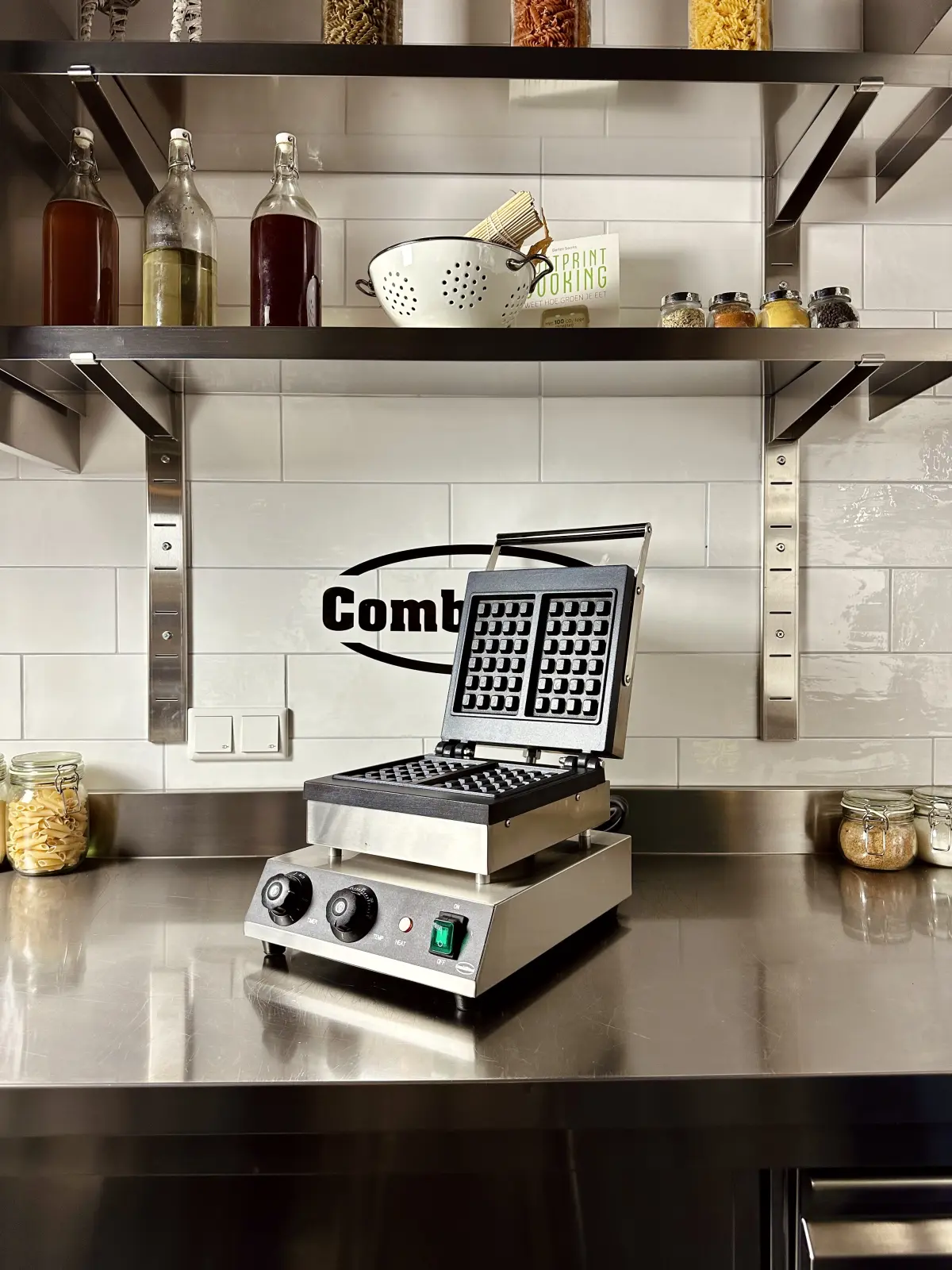 PROF. S/S WAFFLE MAKER
